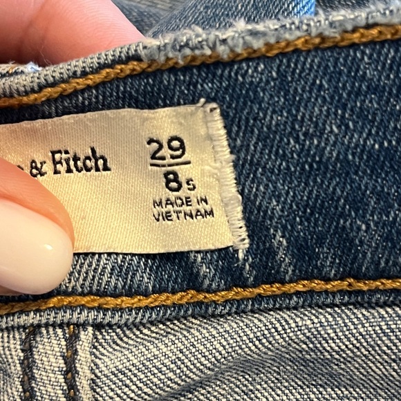 The Mom High Rise - Picture 7 of 7